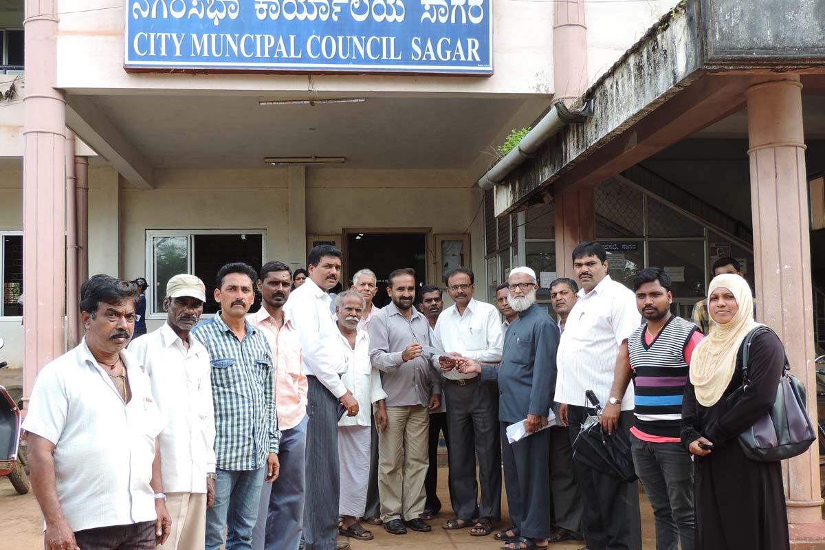 ಅಕ್ರಮ ಕಟ್ಟಡ ತೆರವಿಗೆ ಒತ್ತಾಯ